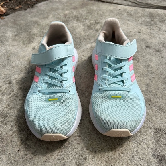 adidas Kids Sneakers in Light Blue and Pink, size youth 4 - Picture 3 of 9